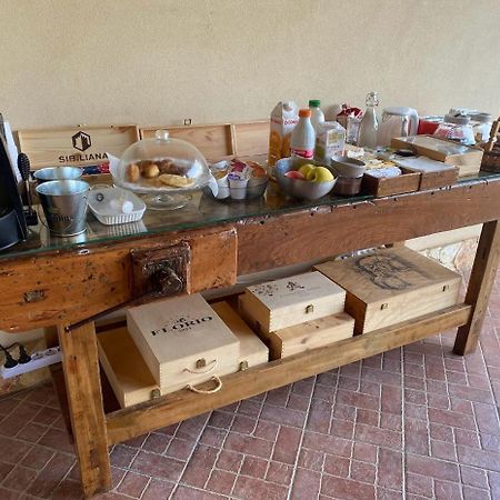 Bed and Breakfast Baglio Olivastro Digerbato Exterior foto